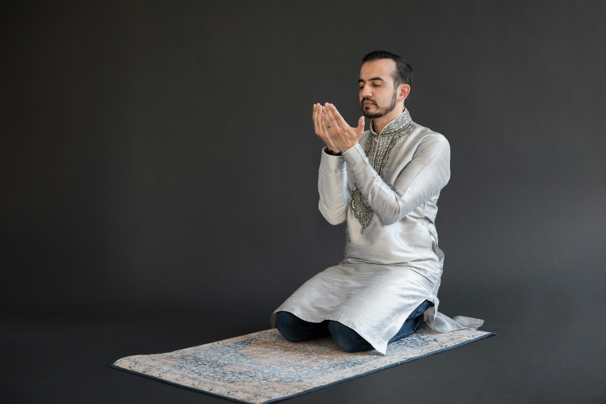 تخلیق کرنے کا مقصد احسان کرنا تھا